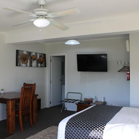 Coromandel Seaview Motel Exteriör bild
